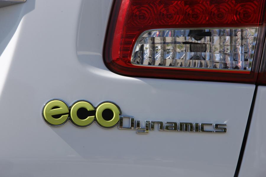  Kia Sorento Hybrid 2010 года  (фото 20 из 31)